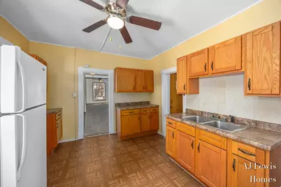 510 La Grave Avenue SE, Grand Rapids, MI 49503 - Photo 8