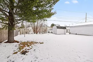 1209 Mohawk Ln, Saint Joseph, MI 49085 - Photo 28