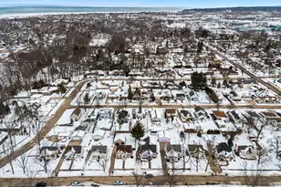 1209 Mohawk Ln, Saint Joseph, MI 49085 - Photo 32