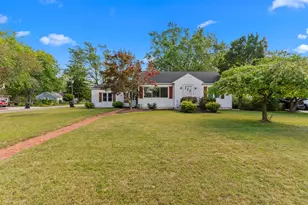 308 River St, Hillsdale, MI 49242 - Photo 22