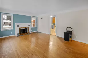 308 River St, Hillsdale, MI 49242 - Photo 8