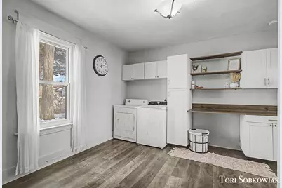 2137 Eastern Avenue NE, Grand Rapids, MI 49505 - Photo 20