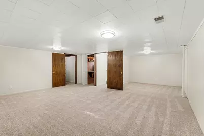 5671 Leisure South Drive SE, Grand Rapids, MI 49548 - Photo 10