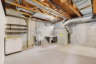 5671 Leisure S Dr SE, Grand Rapids, MI 49548 - Photo 12