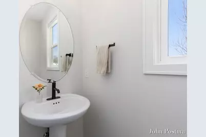 5827 Golden Hollow Drive SE, Grand Rapids, MI 49512 - Photo 12