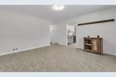 5393 Polk Street, Dearborn Heights, MI 48125 - Photo 6