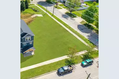 901 St Joseph Street, South Haven, MI 49090 - Photo 2