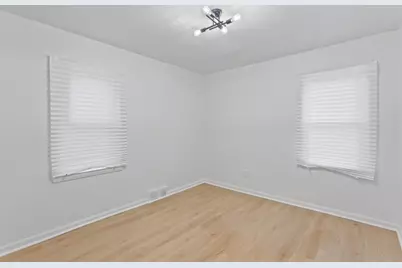 18031 Mendota Street, Detroit, MI 48221 - Photo 12