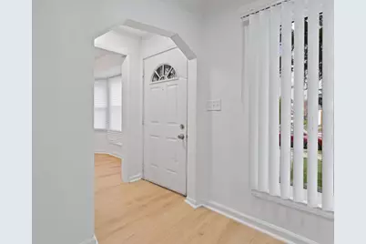 18031 Mendota Street, Detroit, MI 48221 - Photo 2