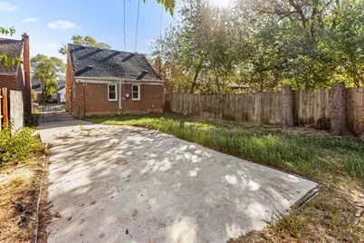 19711 Mansfield Street, Detroit, MI 48235 - Photo 24