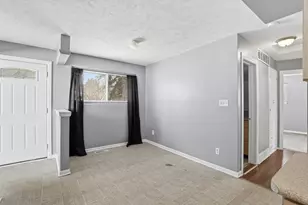 705 Ives Ave, Big Rapids, MI 49307 - Photo 10