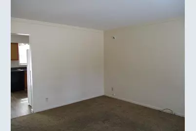 1636 S Cherry Drive, Stevensville, MI 49127 - Photo 10