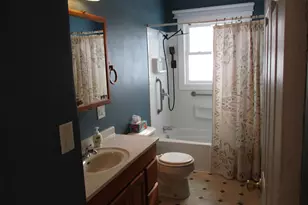 1636 S Cherry Dr, Stevensville, MI 49127 - Photo 14