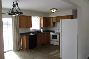 1636 S Cherry Dr, Stevensville, MI 49127 - Photo 4