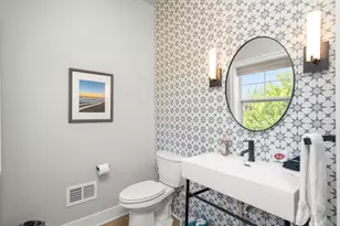 118 Elkenburg St, South Haven, MI 49090 - Photo 24