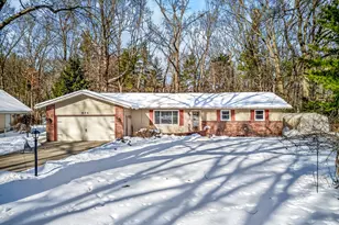 604 E Muskegon Ave, Whitehall, MI 49461 - Photo 1