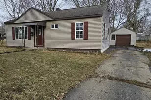 1018 Burr Oak St, Albion, MI 49224 - Photo 22