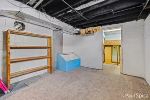 55 S Park St, Zeeland, MI 49464 - Photo 18