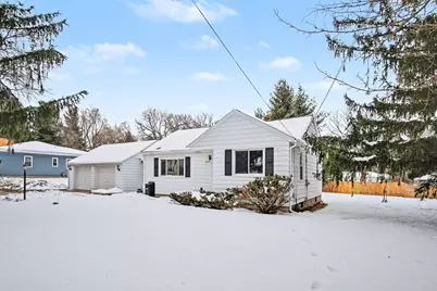 665 4 Mile Road NW, Comstock Park, MI 49321 - Photo 2