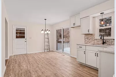665 4 Mile Road NW, Comstock Park, MI 49321 - Photo 6