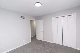 1060 Green St, Muskegon, MI 49442 - Photo 28