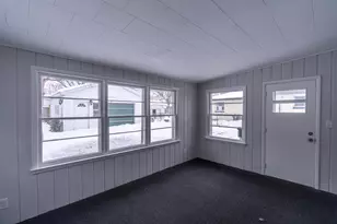 1060 Green St, Muskegon, MI 49442 - Photo 20