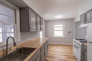 1060 Green St, Muskegon, MI 49442 - Photo 6