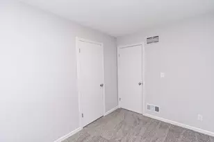 1060 Green St, Muskegon, MI 49442 - Photo 26