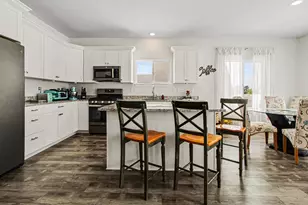 31614 Beaver Cir, New Boston, MI 48164 - Photo 10