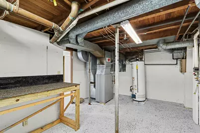 228 Ermine Avenue, Kalamazoo, MI 49048 - Photo 12