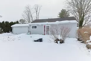 2582 Bartak St, Niles, MI 49120 - Photo 2