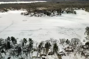 8451 S Pine Point Dr, Newaygo, MI 49337 - Photo 22