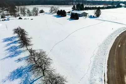 4161 Orchard Hurst Drive, Eau Claire, MI 49111 - Photo 6