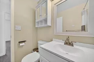 527 Riverside Dr, Battle Creek, MI 49015 - Photo 16