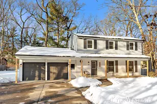 7361 Sheffield Dr SE, Ada, MI 49301 - Photo 2