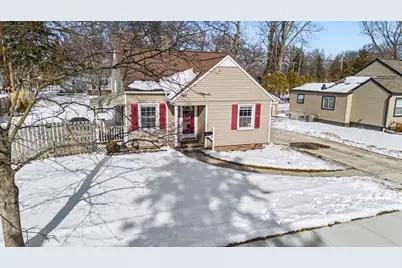 31748 Rosslyn Avenue, Garden City, MI 48135 - Photo 2