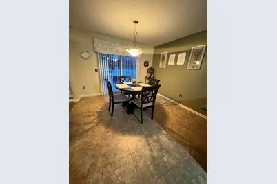 23739 N Park Drive, New Boston, MI 48164 - Photo 4