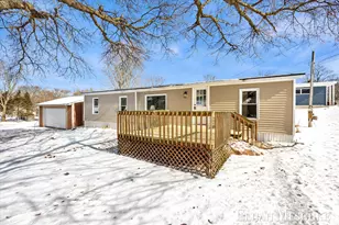 208 Clark St, Lakeview, MI 48850 - Photo 28