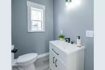 915 Hays Park Avenue, Kalamazoo, MI 49001 - Photo 6