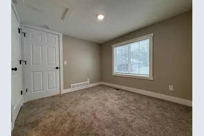 3325 9th Street, Muskegon, MI 49444 - Photo 10