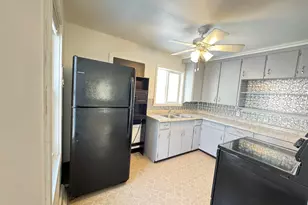 309 E Oak Grove Ave, Parchment, MI 49004 - Photo 4