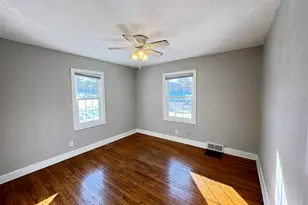 309 E Oak Grove Ave, Parchment, MI 49004 - Photo 8