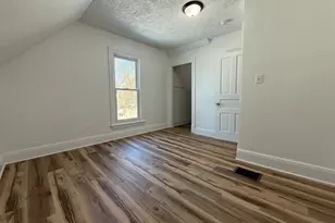 421 Lewis St, Belding, MI 48809 - Photo 22