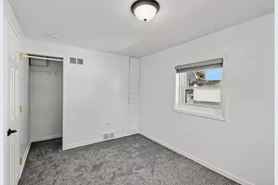 431 W Smith Street, Portland, MI 48875 - Photo 10