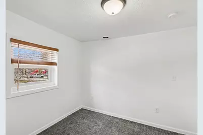 431 W Smith Street, Portland, MI 48875 - Photo 8