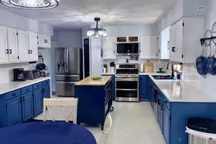 12637 Lakeshore Dr, Grand Haven, MI 49417 - Photo 2