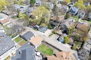 437 Rosewood Ave SE, Grand Rapids, MI 49506 - Photo 42