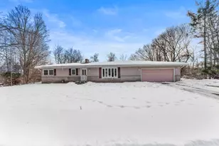 1632 Hudson Rd, Hillsdale, MI 49242 - Photo 28