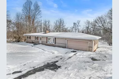 1632 Hudson Road, Hillsdale, MI 49242 - Photo 2