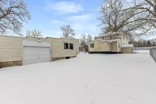 34 Oak St, Hillsdale, MI 49242 - Photo 34